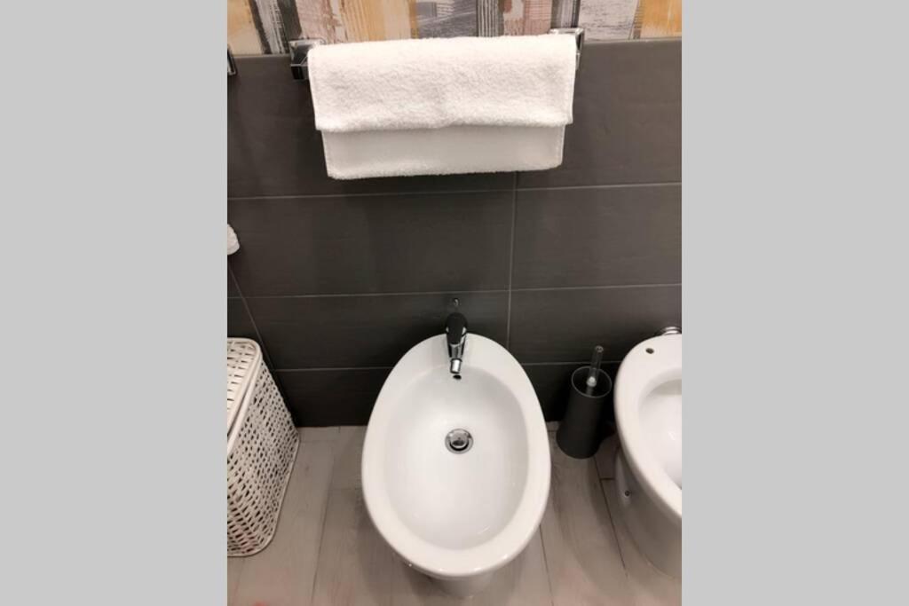 Mini-House Museo Apartment Наполи Екстериор снимка