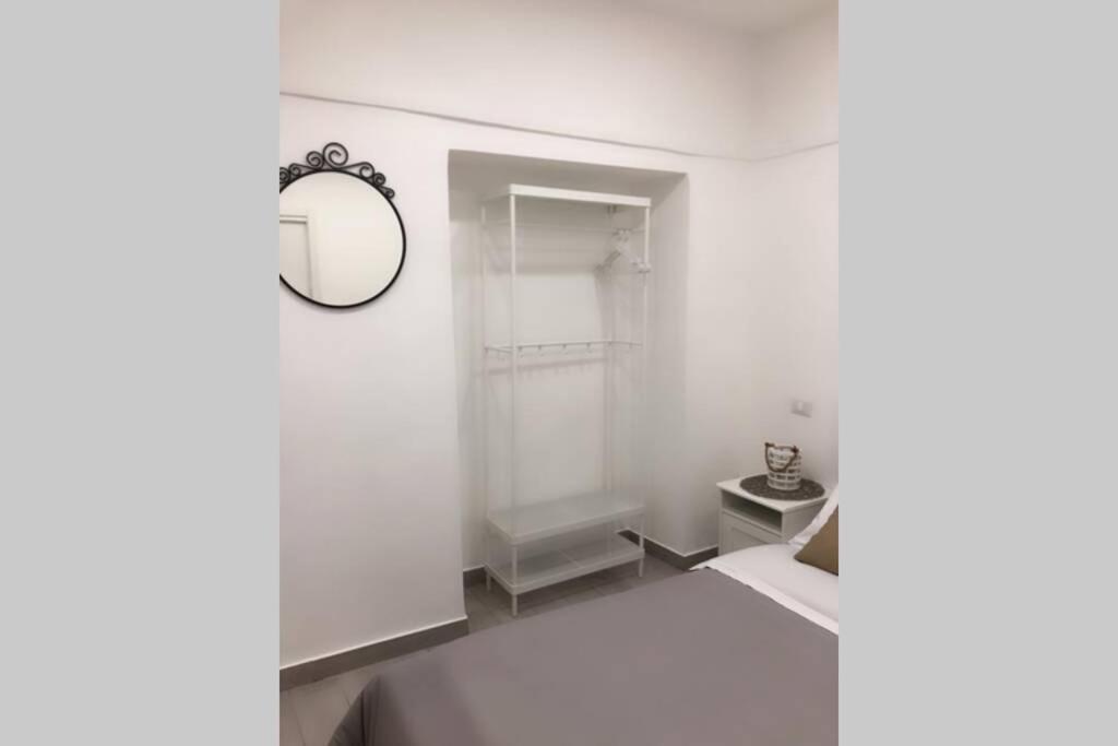 Mini-House Museo Apartment Наполи Екстериор снимка